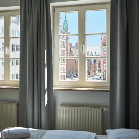 Solny Square Aparthotel Breslavia Esterno foto