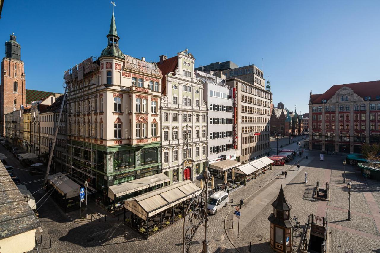 Solny Square Aparthotel Breslavia Esterno foto