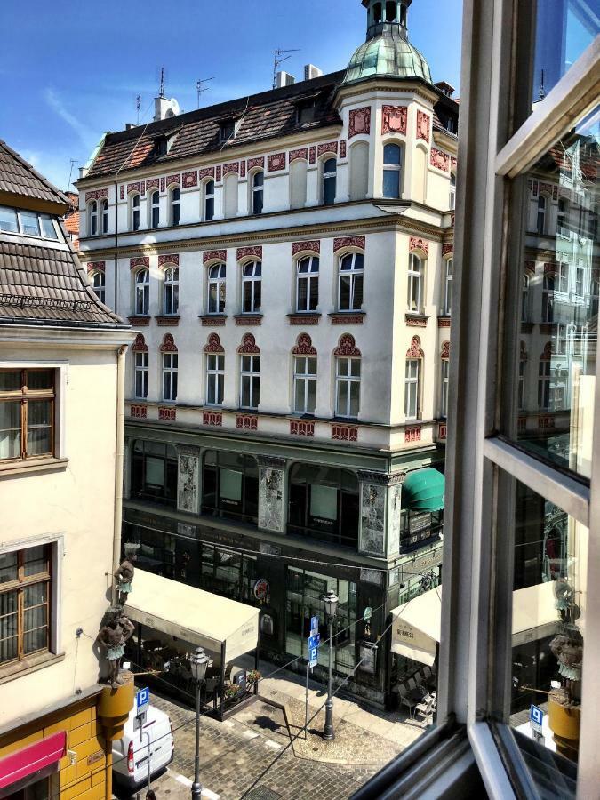 Solny Square Aparthotel Breslavia Esterno foto